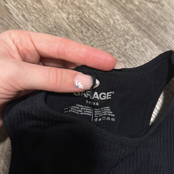 Garage Seamless Tank Top - Picture 2 of 2